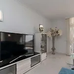 Melua