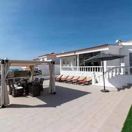 Melua Villa Chayofa